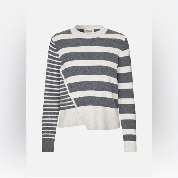 Baum Und Pferdgarten Sweaters - Baum und pferdgarten horizontal strip grey wool crew neck sweater size M